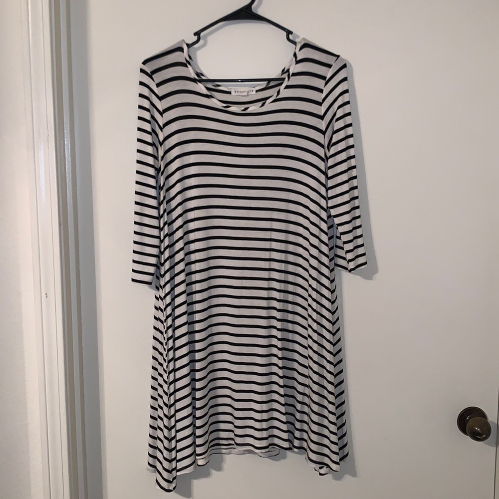 Socialite Brand, Size M dress